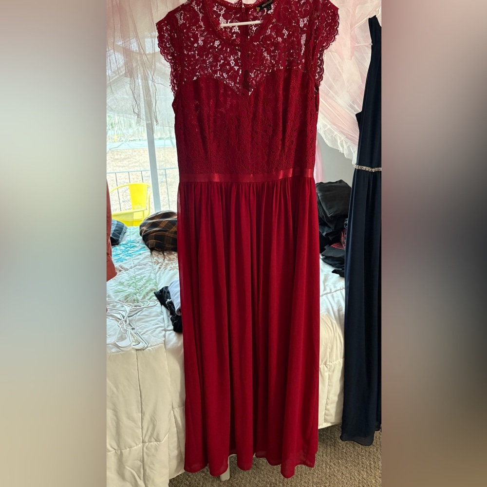 Elegant Red Lace Dress